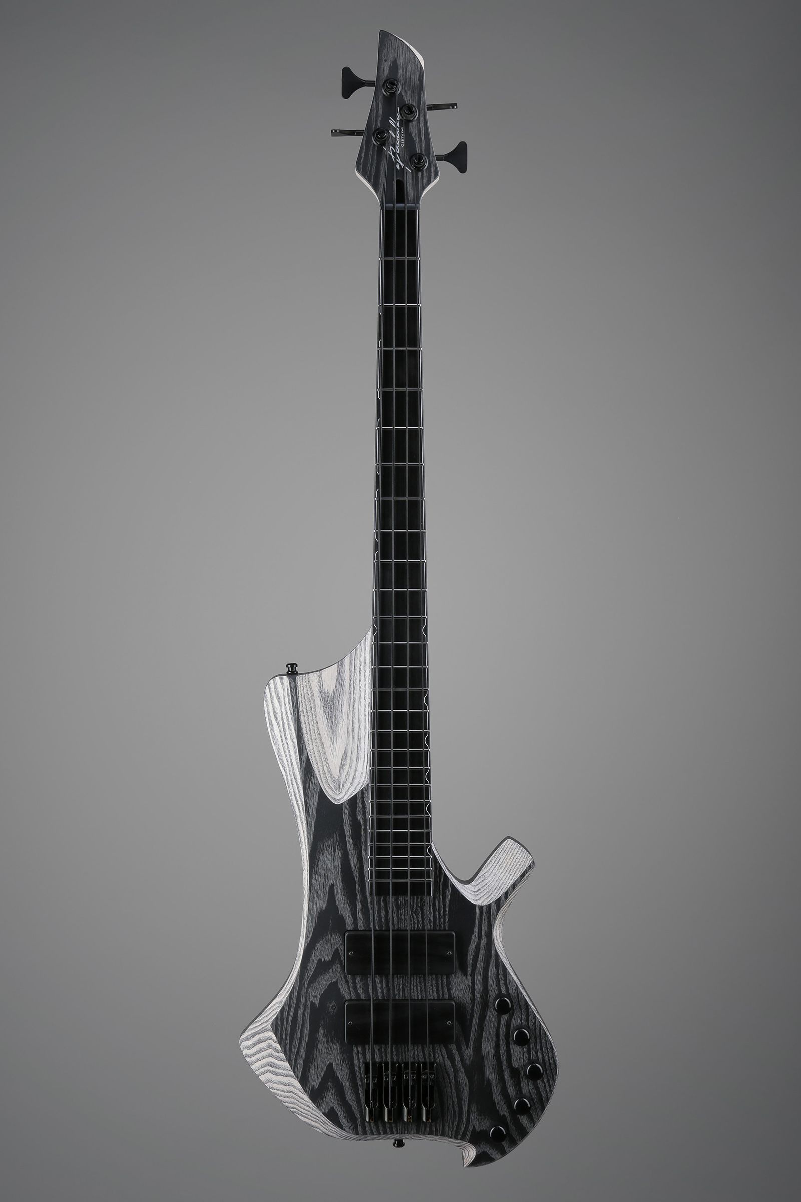 Ennea Bass NAMM photo 2