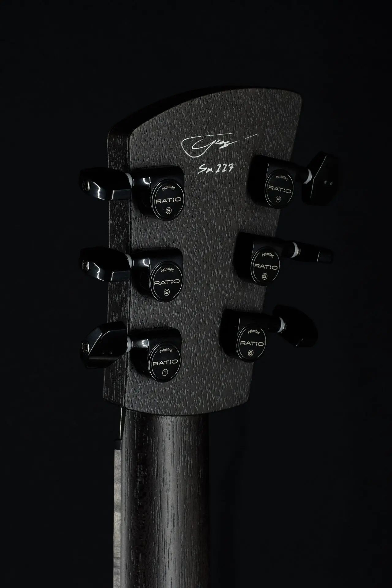 Supreme SN227 photo 5