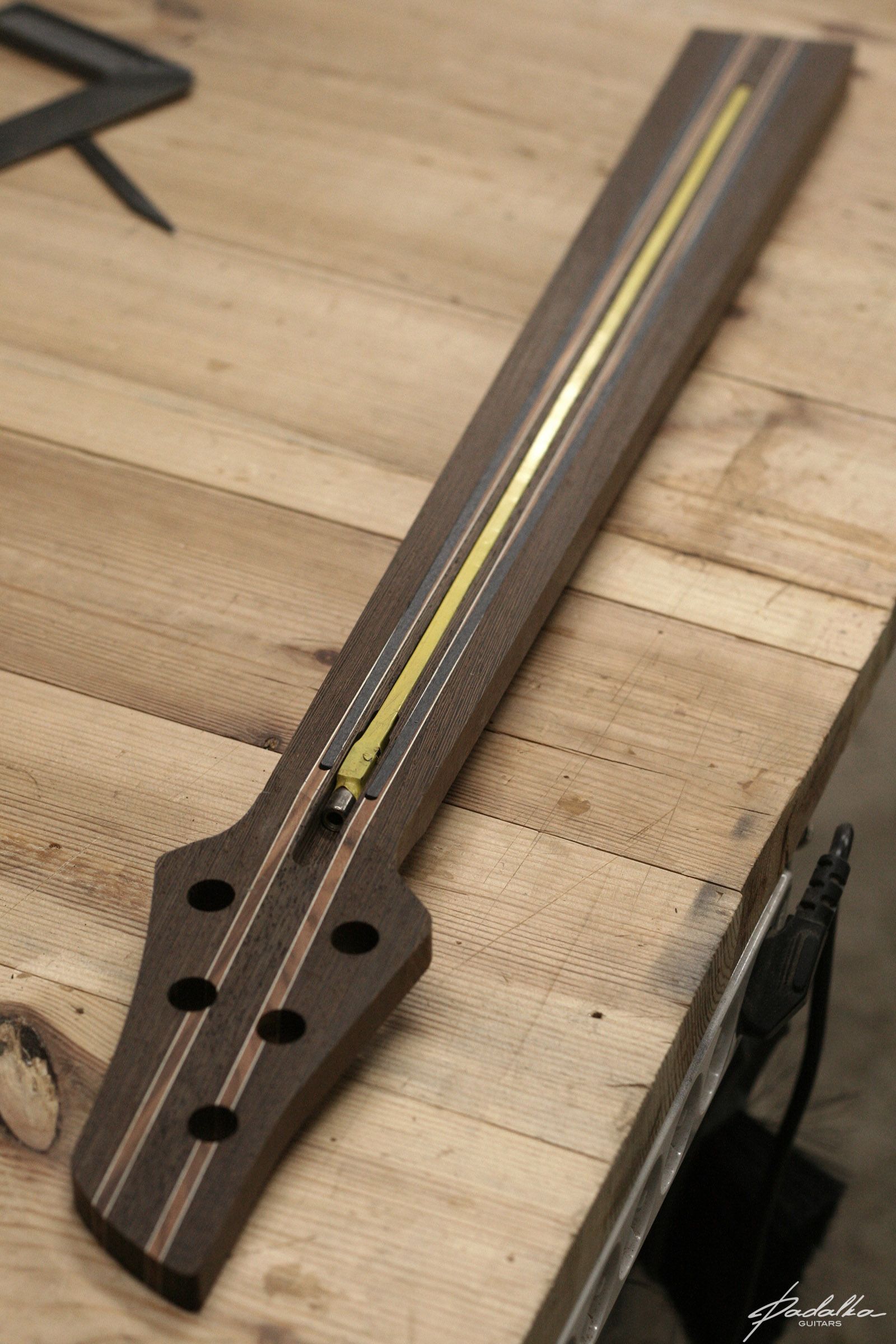 Ennea Pau build 1