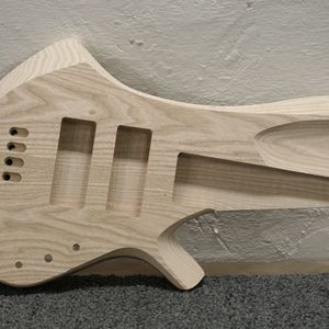 Ennea Bass NAMM build 3